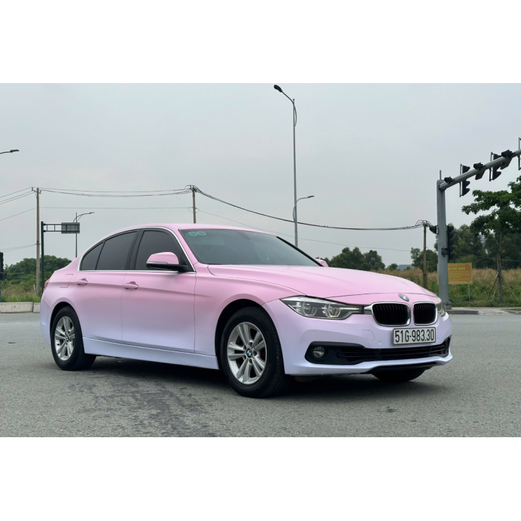 Bmw320i model 2019