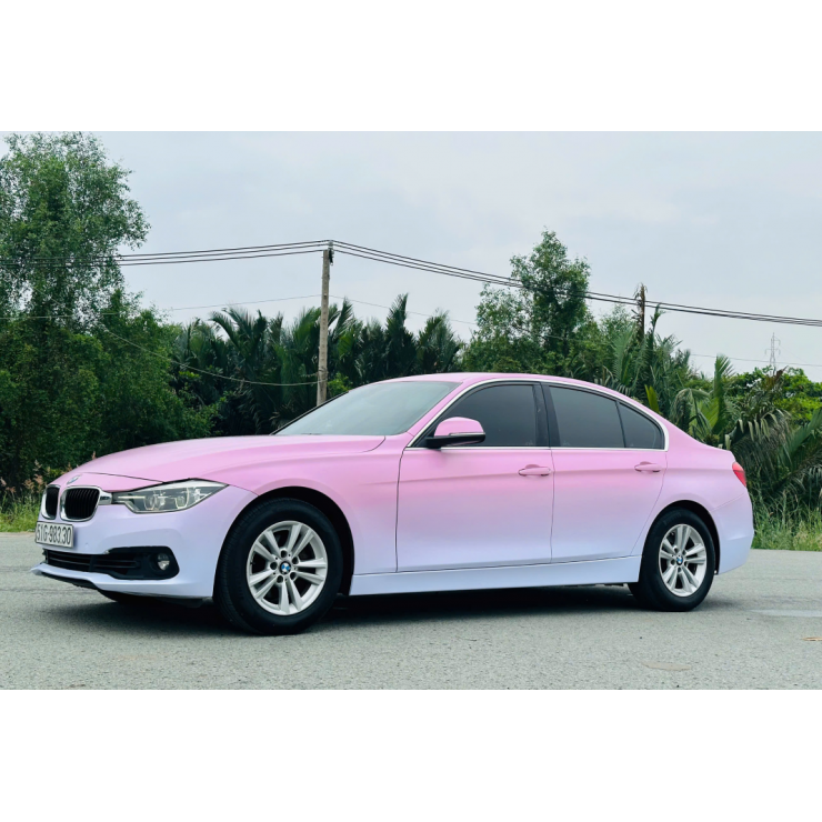 Bmw320i model 2019