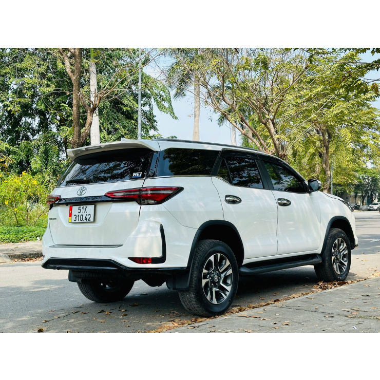 Fortuner Legender 2022 2.4 Tubor