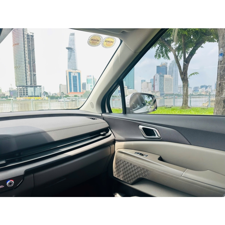 7 chỗ Kia Carnival Sig 2025