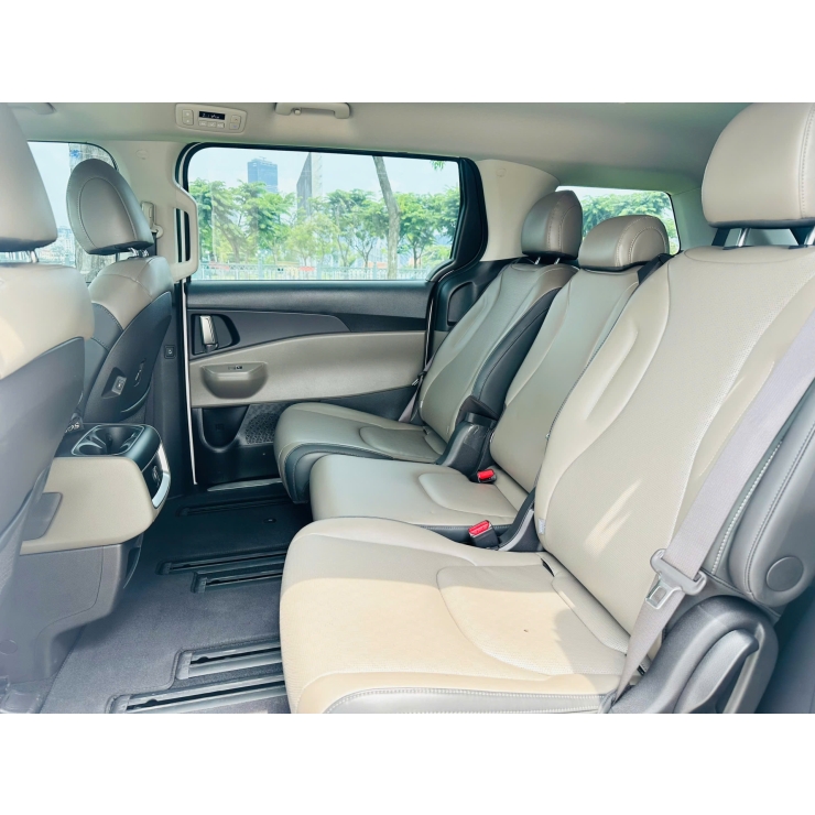 7 chỗ Kia Carnival Sig 2025