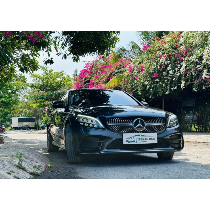 4 chỗ Mercedes C180 model 2022